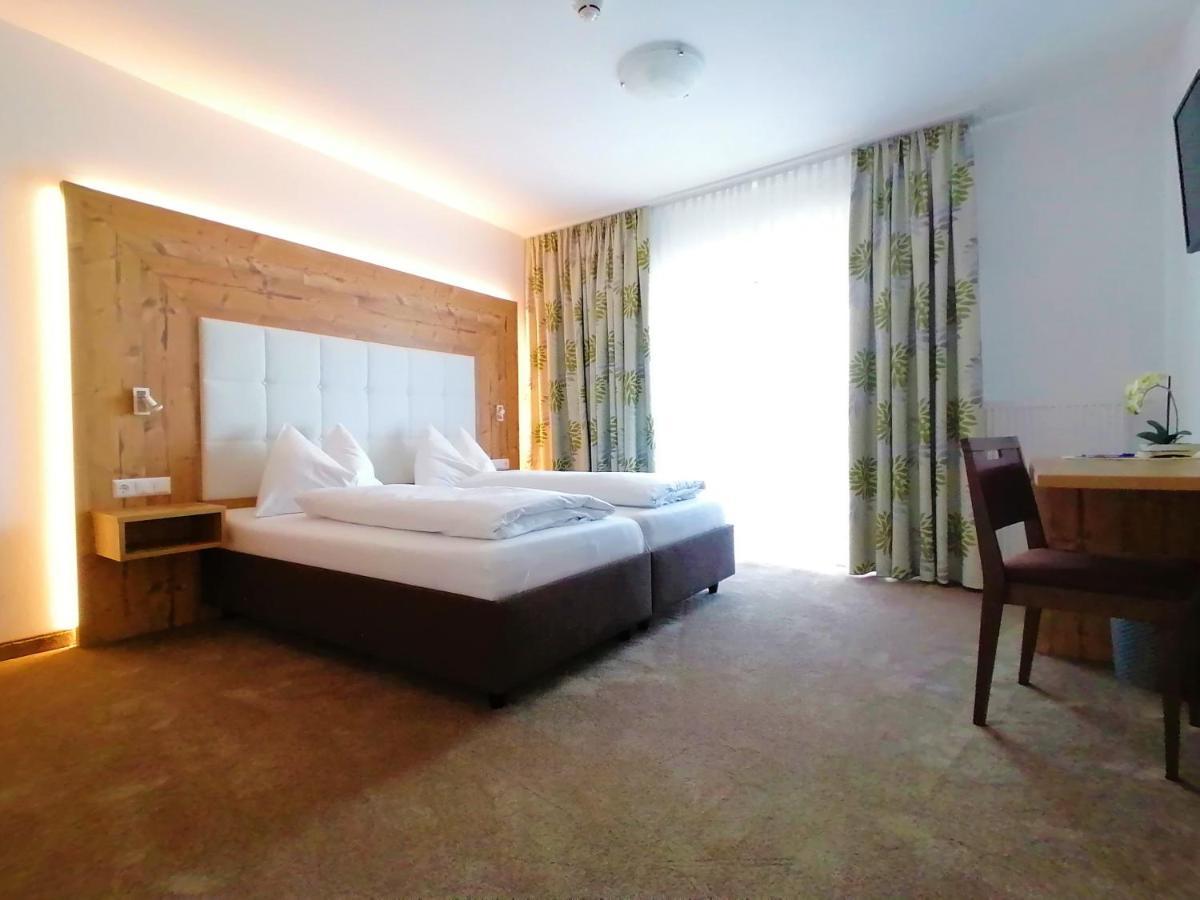 Hotel Berghof 米尔施塔特 外观 照片